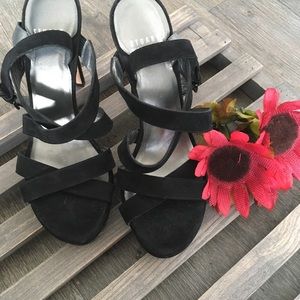 Soundtrack Criss Cross Suede Sandal